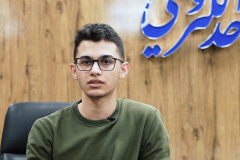 نظر دانشجویان واحد الکترونیکی- آقایان آرن داودی، درو بدلیانس و هارمیک نظر