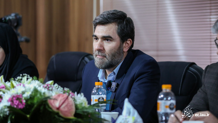 عقلانیت آموزشی و بهره‌وری ویژگی اصلی دانشجویان واحد الکترونیکی است