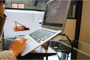 نشست تخصصی «نقش طراحی سکوهای فراگیر در تربیت فرهنگی اجتماعی کاربران»