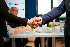 انتصاب مدیر گروه جدید در رشته‌های مشاوره و علوم سیاسی