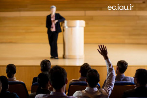 برگزاری جلسه آنلاین پرسش و پاسخ دانشجویی با حضور رئیس واحد الکترونیکی